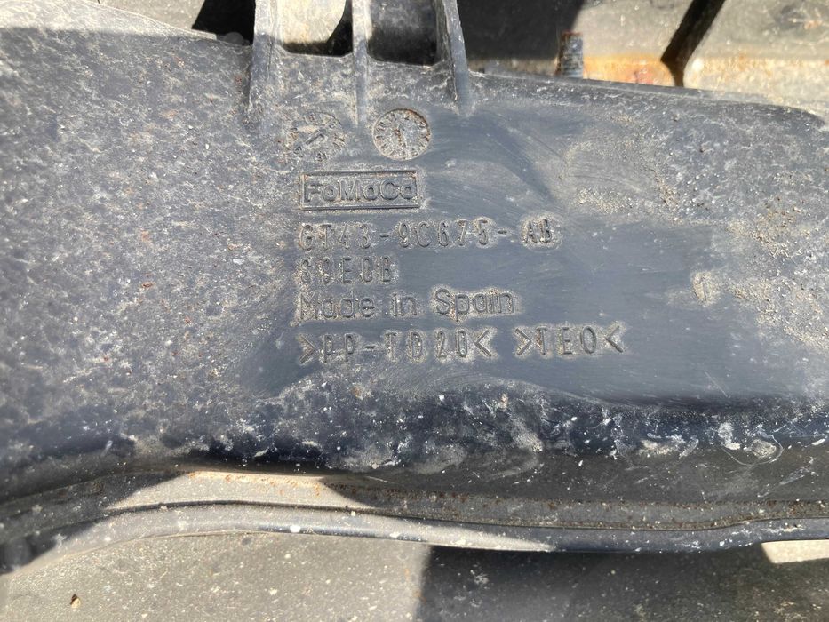 Ford EDGE - wzmocnienie przód - wlot powietrza GT43-9C675-AB