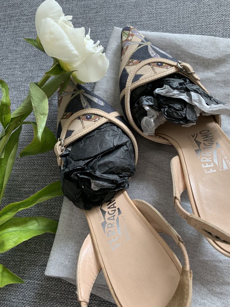 Piękne sandały na słupku Salvatore Ferragamo