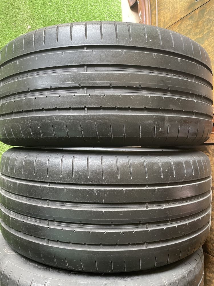 Opony Letnie 255/40ZR19 Dunlop