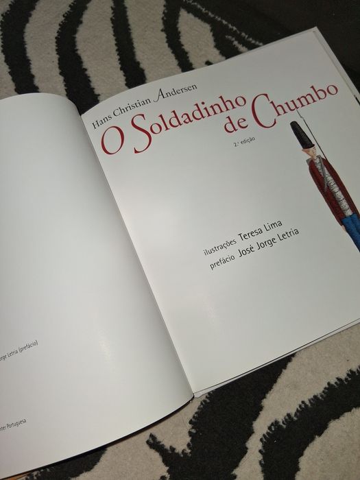 Livro juvenil NOVO