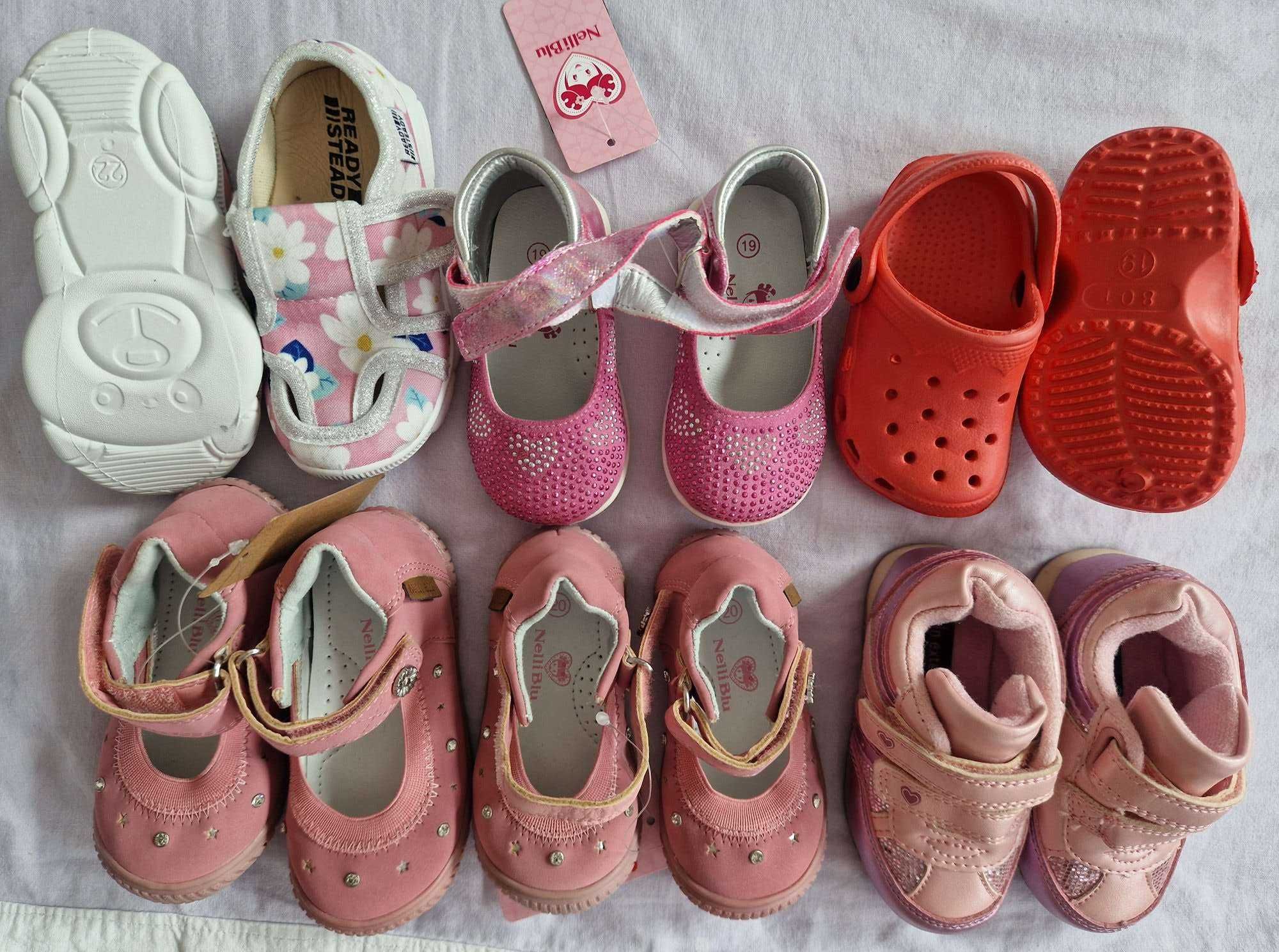 buty dziecięce  w rozmiarach 19-22