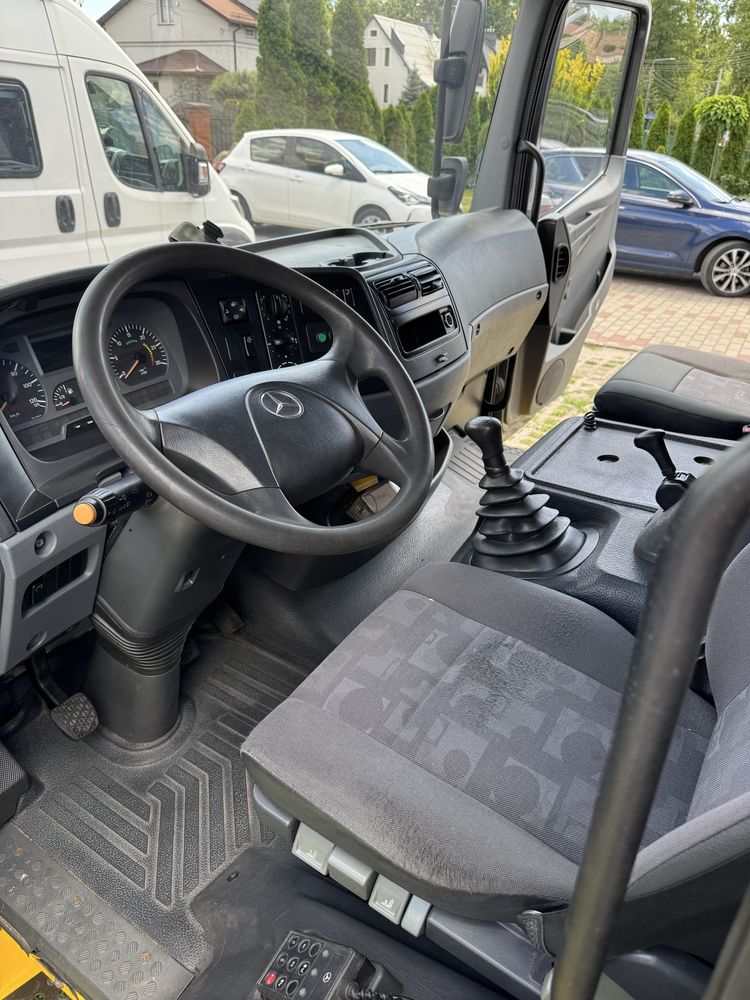 Mercedes Atego 816 Pomoc Drogowa Autolaweta Platforma klima