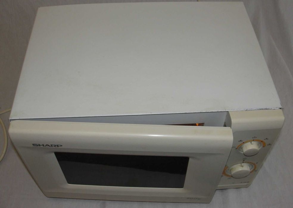 Мікрохвильова піч Sharp