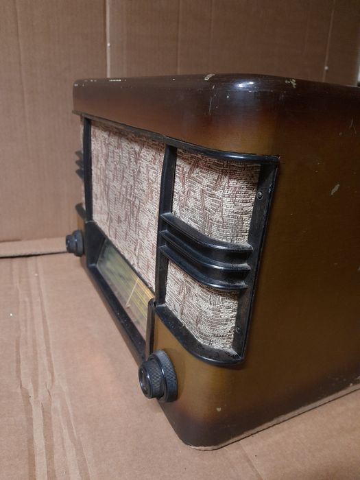 Радиоприёмник Дніпро 52