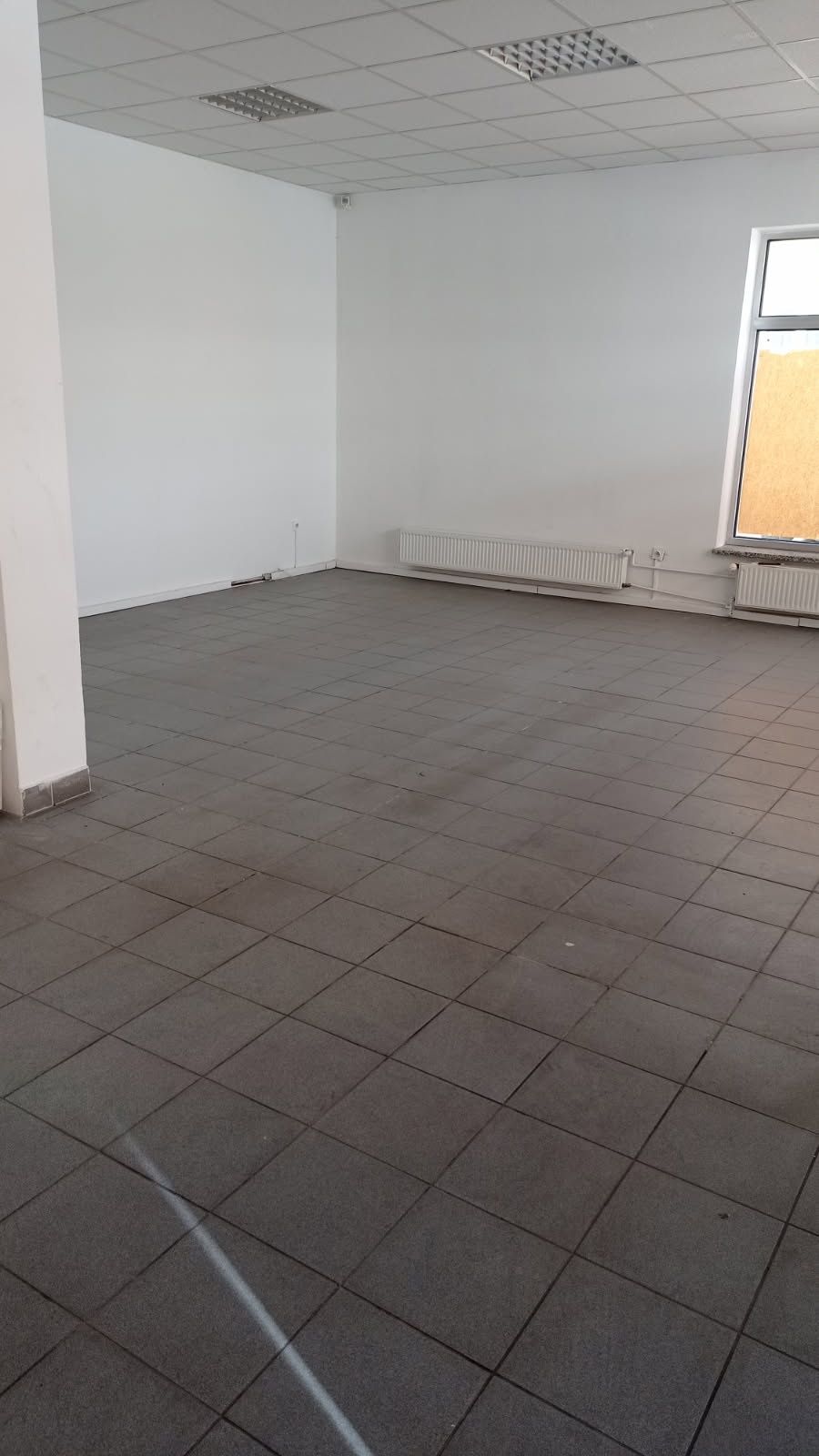 Sprzedam lokal handlowo-usługowy ul.Lwowska 56/8, Tomaszów lubelski