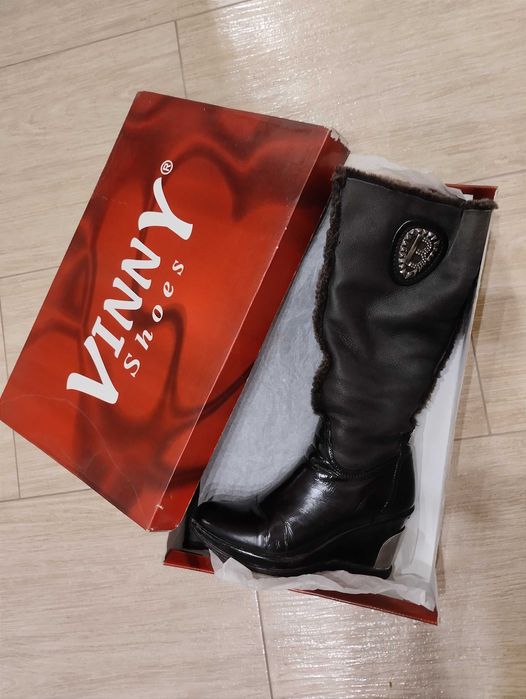 Шкіряні чоботи/черевики зимові жіночі