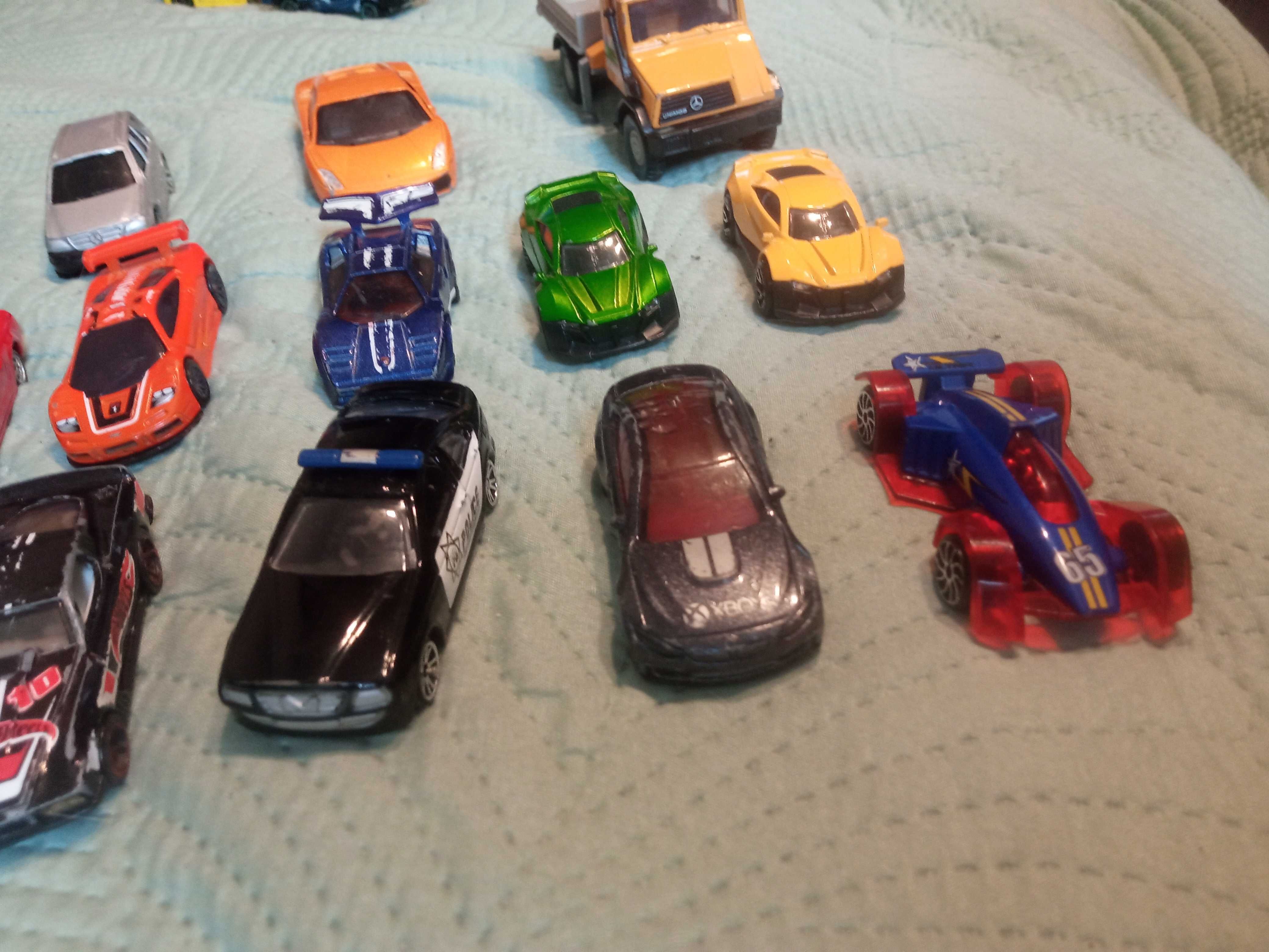 Zestaw autek hot wheels Matchbox Welly Majorrette