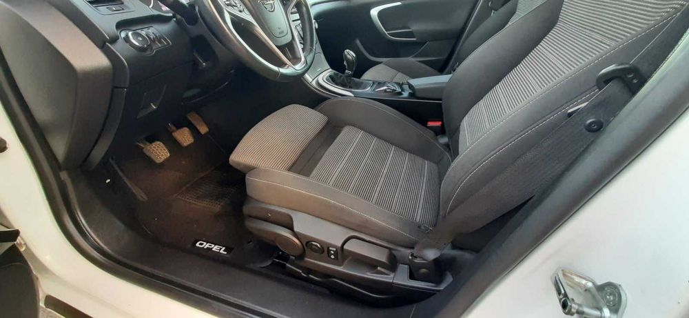 OPEL Insignia Sport 2014