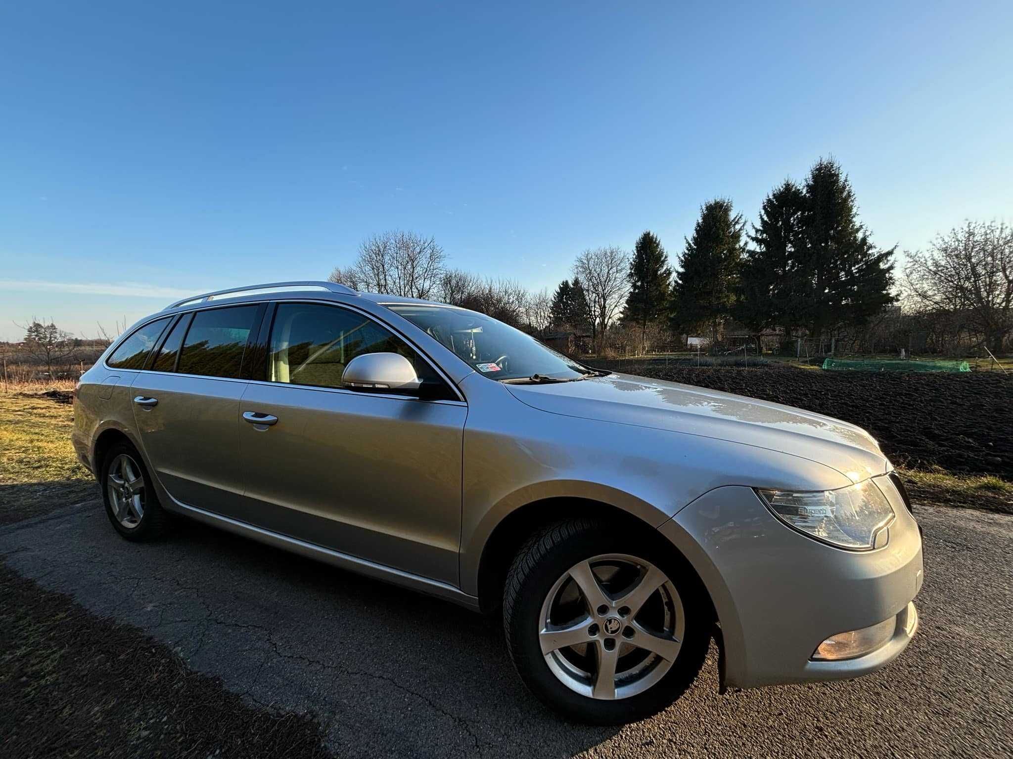 Skoda Superb 2011