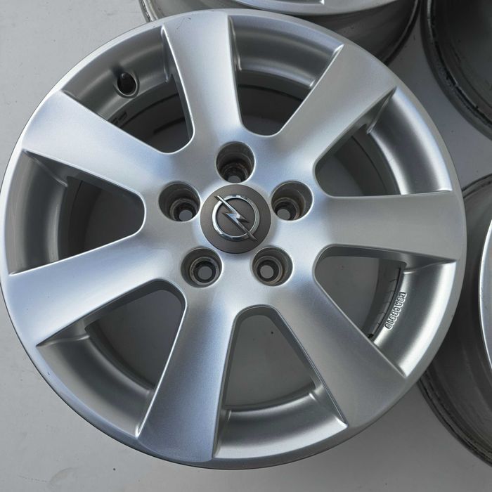 Alufelgi OPEL ASTRA III ZAFIRA A MERIVA VECTRA 5x110 16'' ET40 7.0 4sz