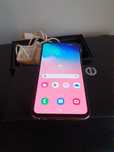 SAMSUNG s10e 6/128 5.8