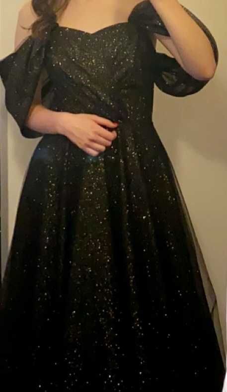 Suknia balowa w stylu księżniczki
