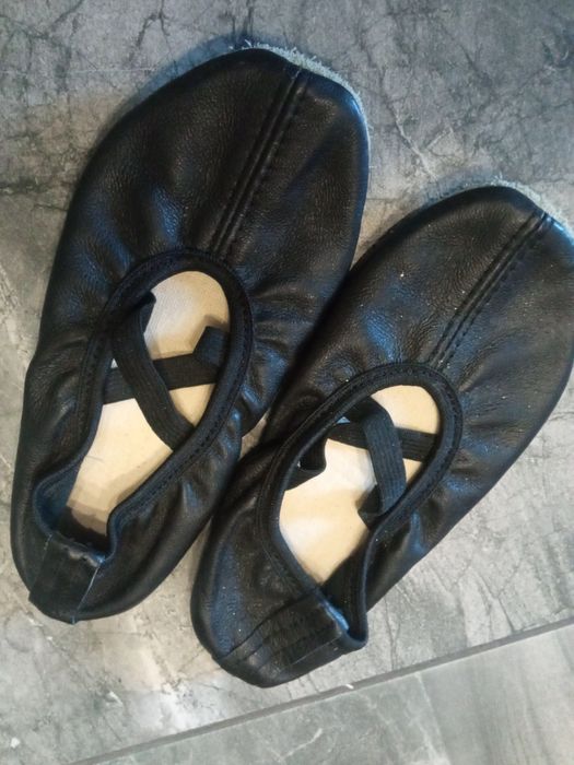 Czarne baletki 18 cm