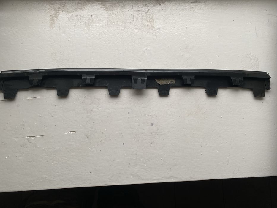 Бампер ,Накладка ,Молдинг переднього бампера jeep cherokee trailhawk