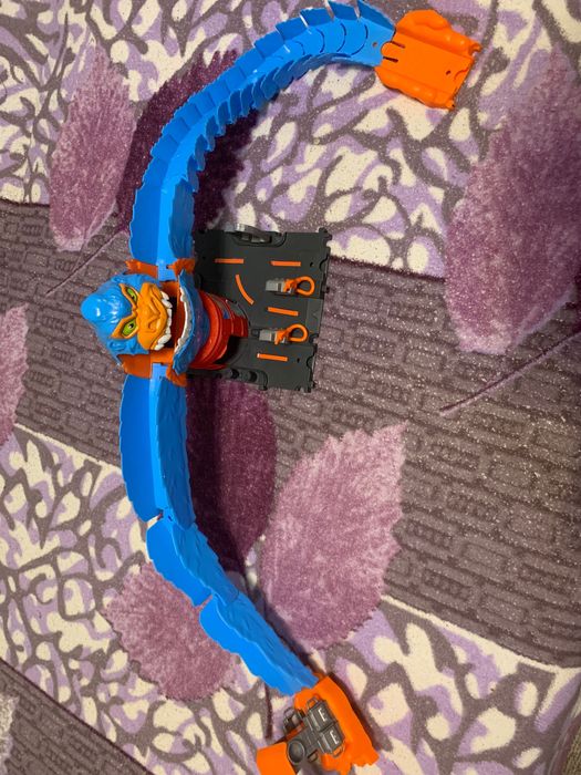 Продам дитячий трек Горила Hotwheels