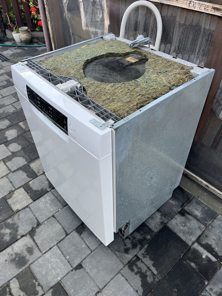 Посудомийна машина Bosch SMU46KW01S/09