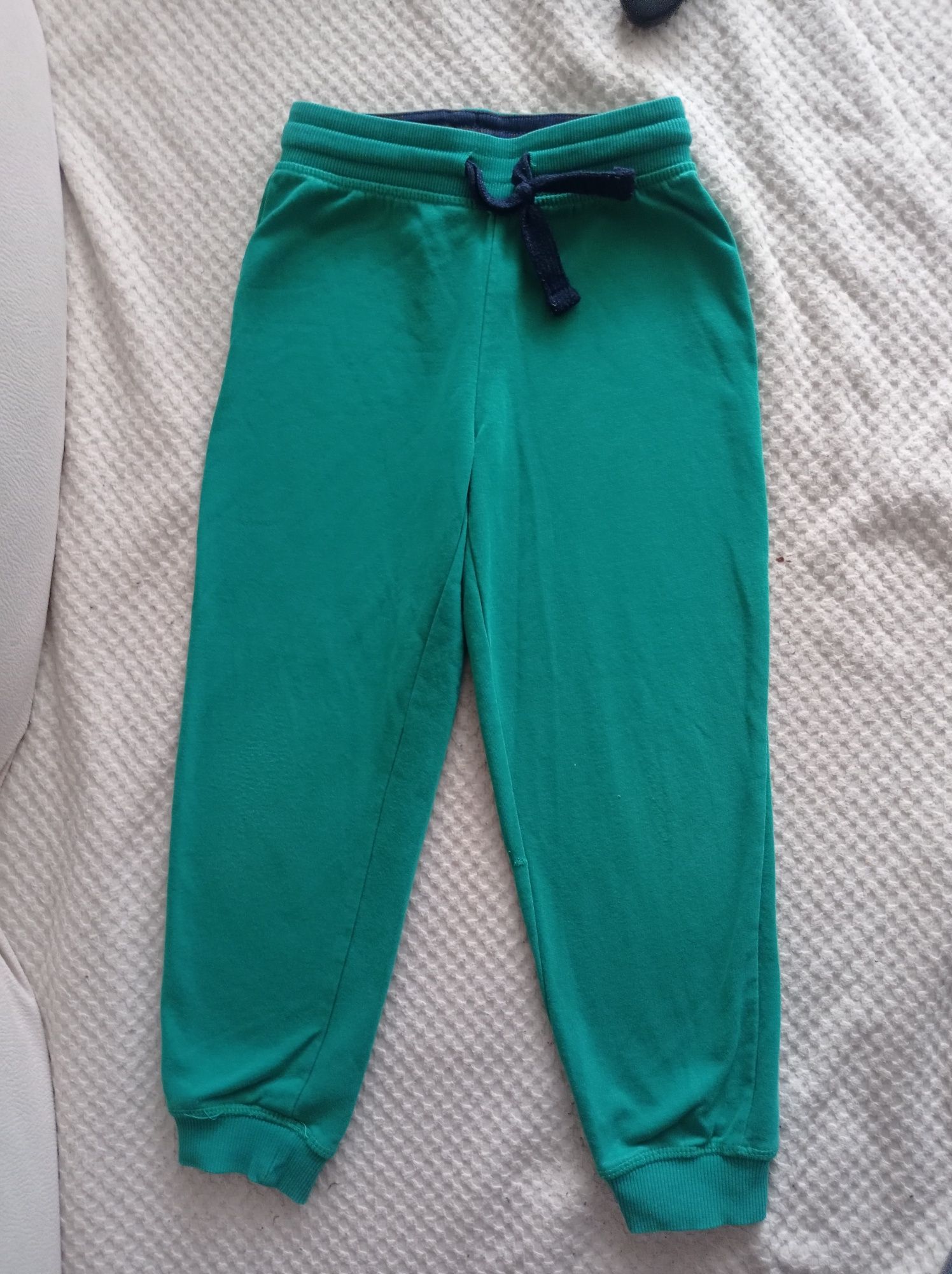 Zielone spodnie lupilu