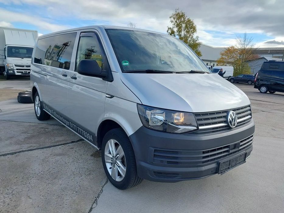 Volkswagen Caravelle 9 osobowy DSG Trendline
