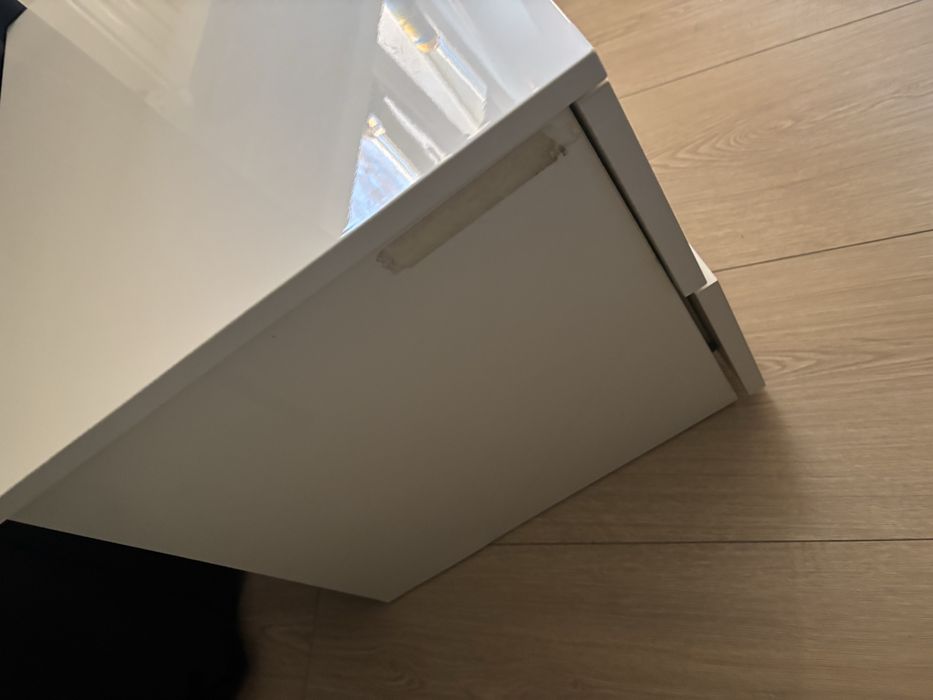 Szafka nocna -  biały połysk