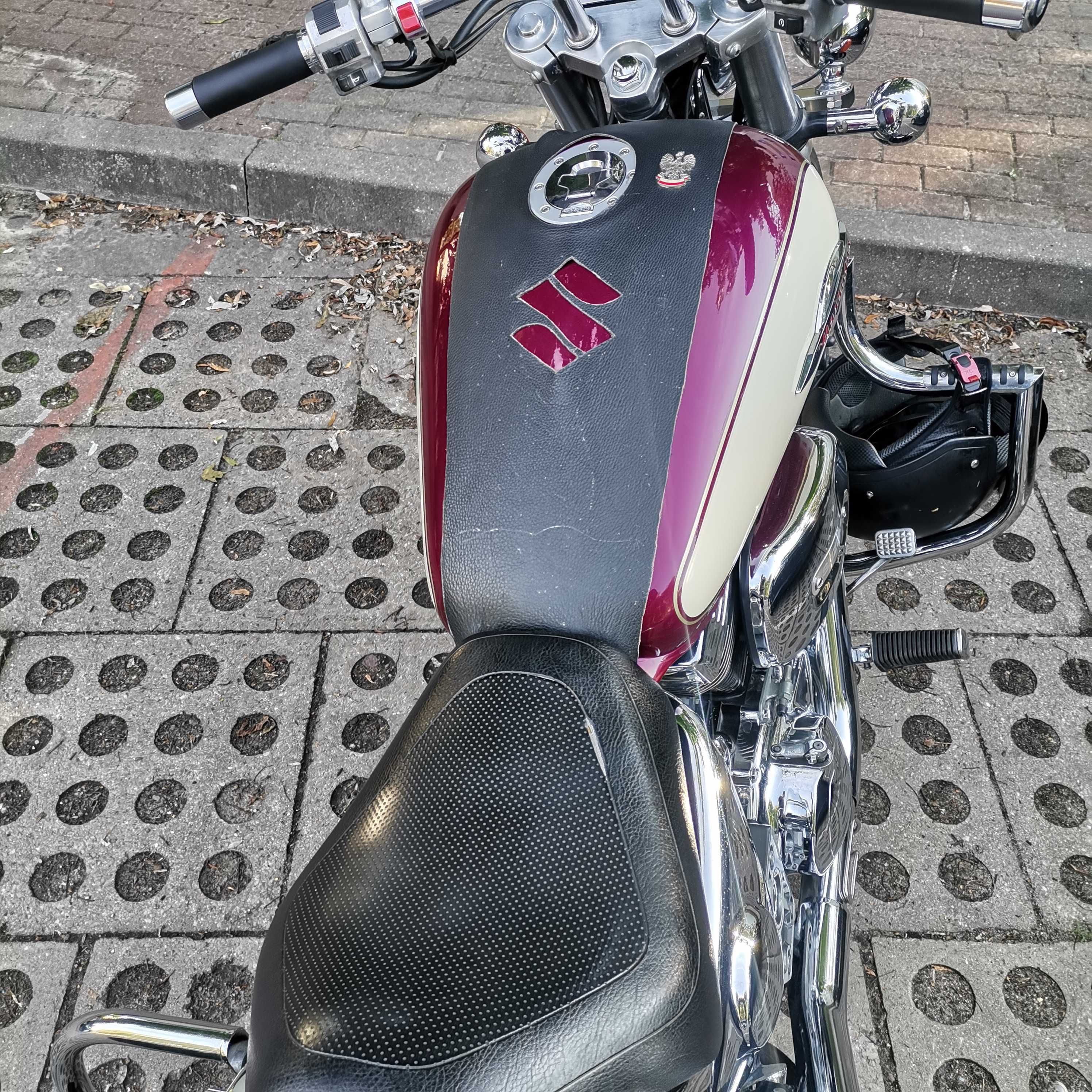 Motocykl Suzuki Marauder vz 800