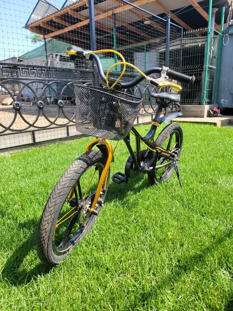 Велосипед магнієвий двоколісний 18" дюймів "CORSO Elit"