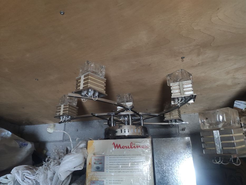 Люстри двохрівневі!