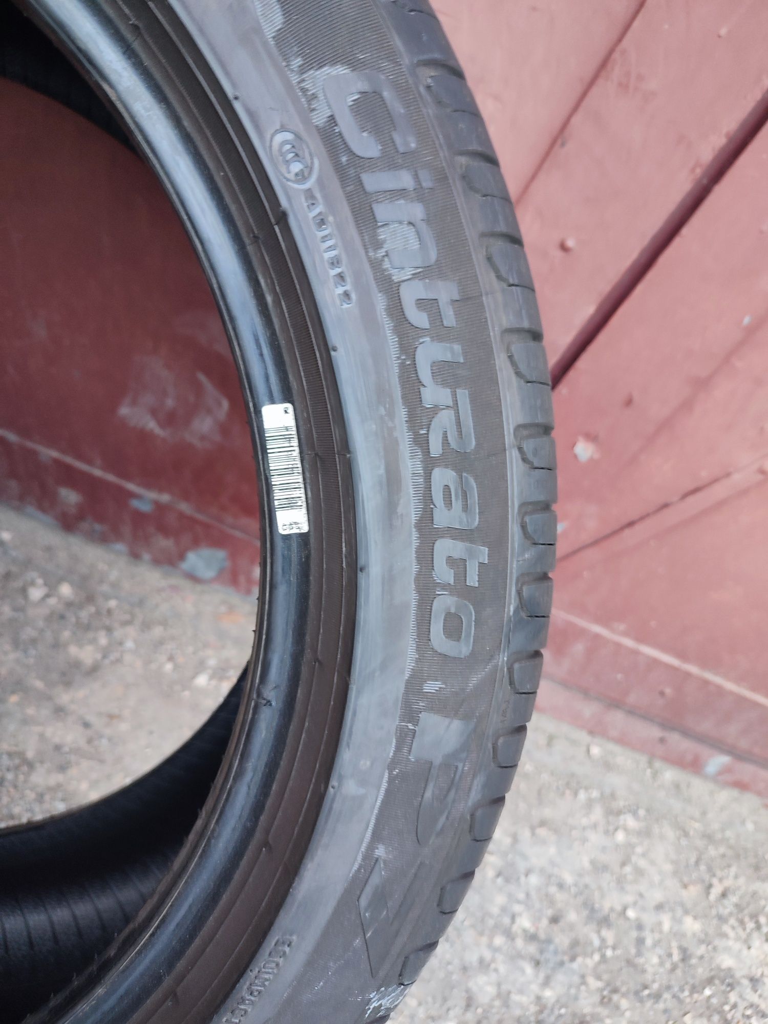 Dwie opony Pirelli Cinturato P7 RSC 275/40/18 99Y