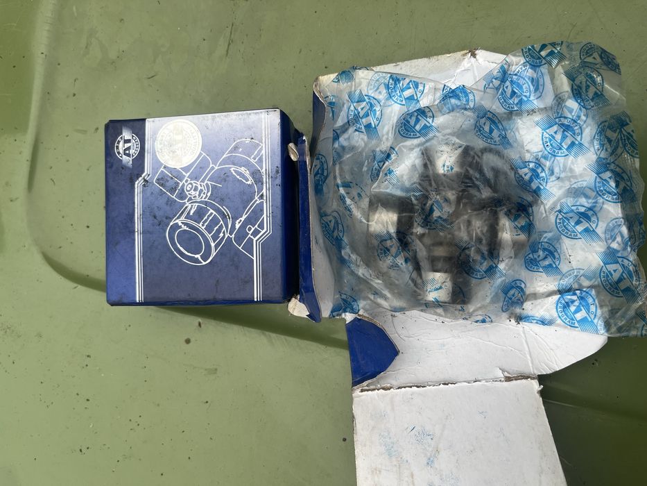 Продам.комплект на ваз 2101-2107