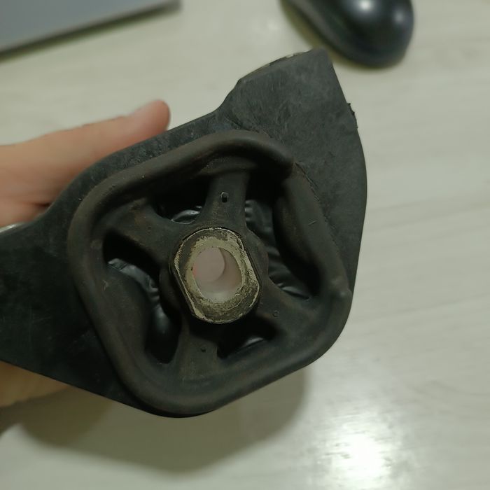 PA66-GF50 подушка двигуна Хонда