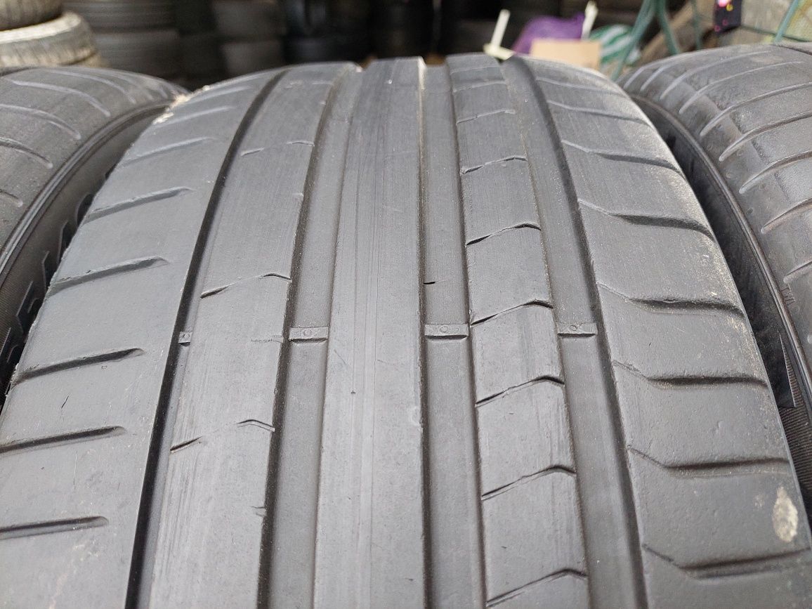 255.40.R21 Pirelli 255 40 21