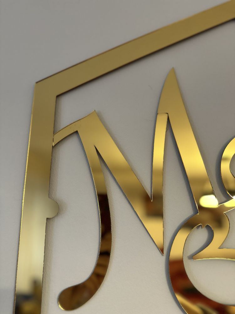 Ścianka weselna M&M złote litery 60 cm