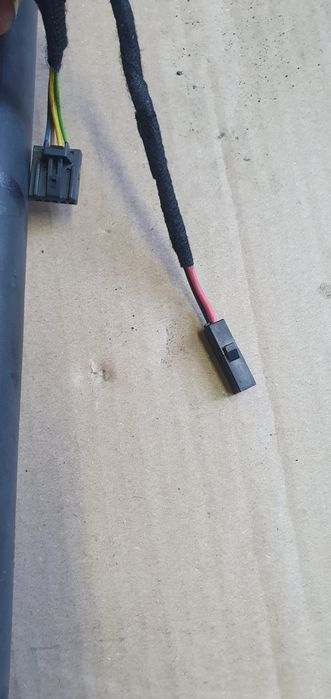 Skoda octavia III kombi silownik klapy elektryczny lewy prawy