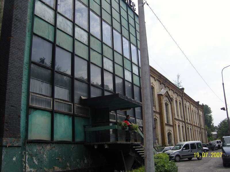 Nieruchomość inwestycyjna Będzin – 2 500+ m² + działka na parking