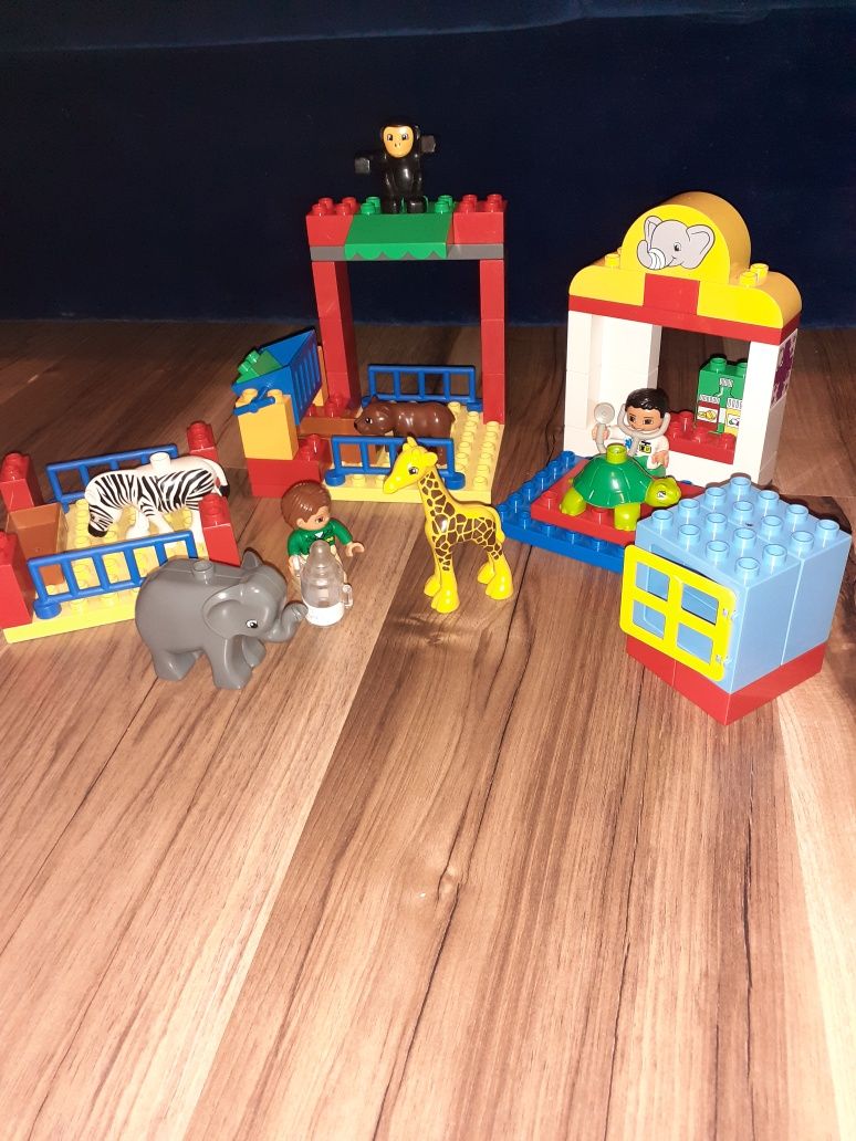 Lego Duplo szpital dla zwierząt 6158 GRATIS słonik