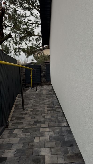 Продається новобудова на Новоолексіївці