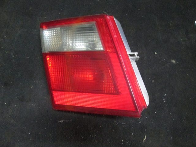 Farol Tras REF0783 SAAB 95 2002 4P ESQ