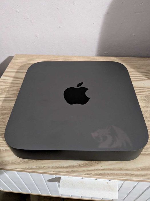 Mac mini 2018 A1993 (i3/ОЗУ! 20GB/128 ssd)