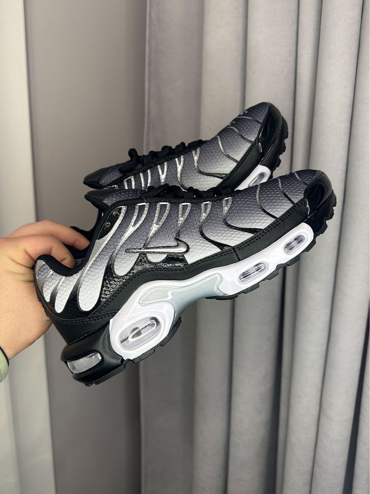 Nike Air Max TN Plus Grey White Black