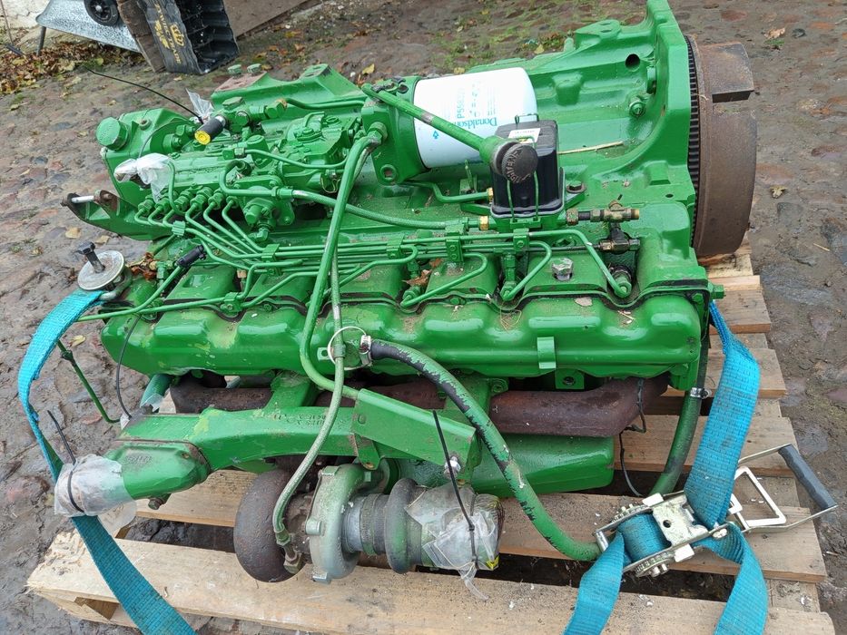 Silnik John Deere 6466A