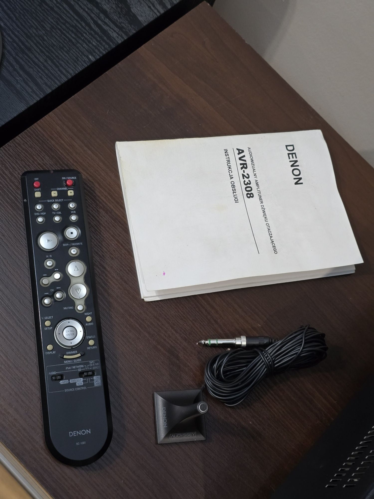 Amplituner Denon AVR2308