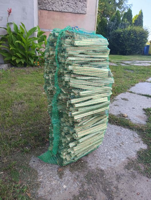 Drewno rozpałkowe sosnowe. Duży worek