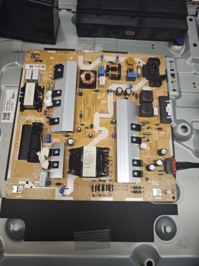 Vendo placa e bord TV Samsung UE49NU7305K pro