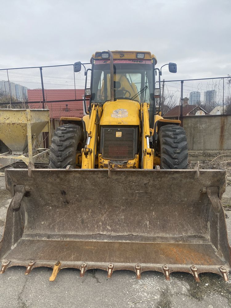 Продам JCB 4CX