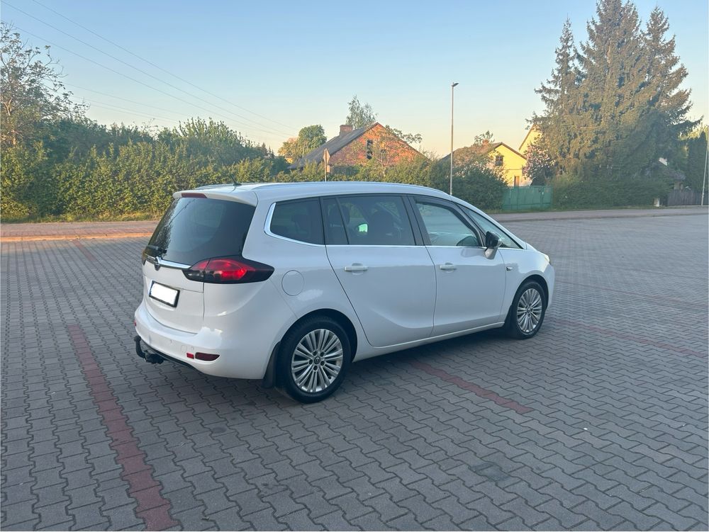 OPEL ZAFIRA C TOURER 1.6 CDTI 135KM Hak Pdc Bezwypadkowy 2013