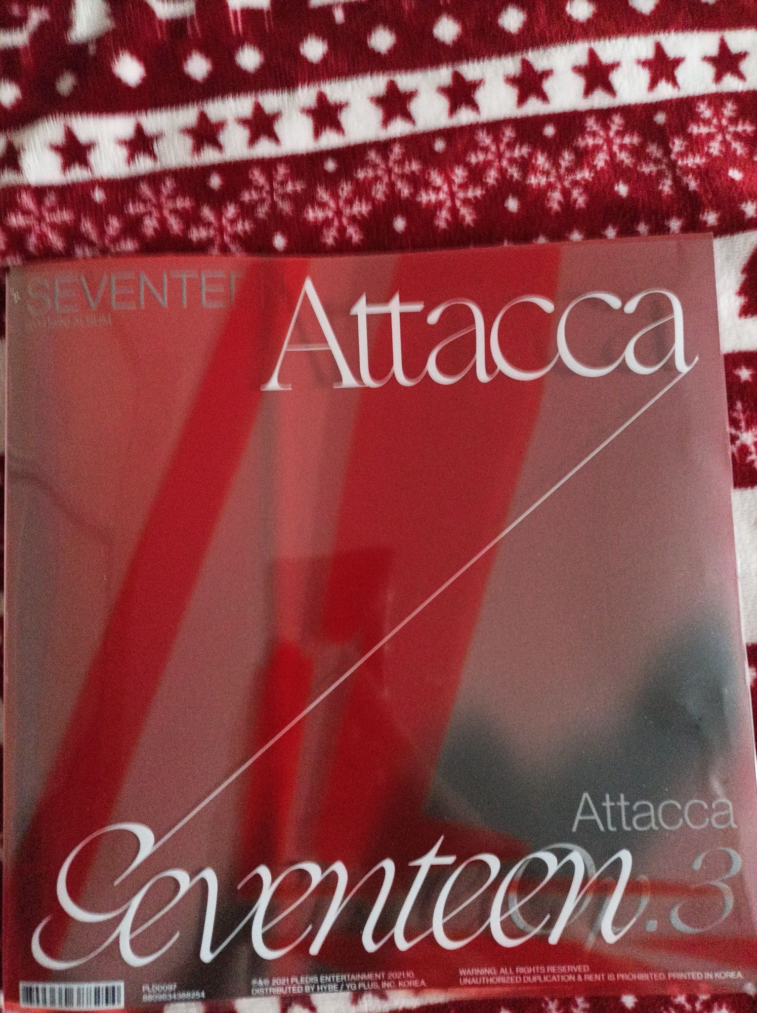 Seventeen Attacca red version