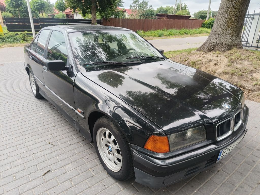 BMW Serii 3 E36 Sedan 1995r 1.6 Benzyna Stan BDB