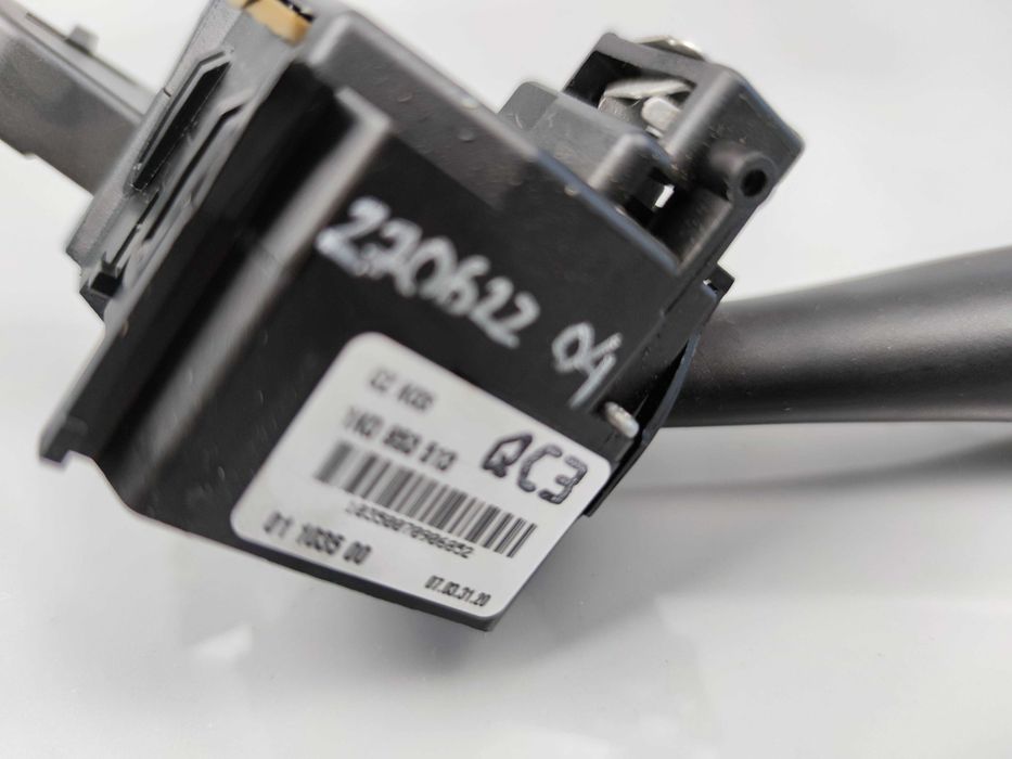 Переключатель подрулевой левый 1K0953513 SKODA OCTAVIA A5