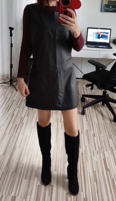 Skórzana sukienka krótka, czarna, M, Ecco
