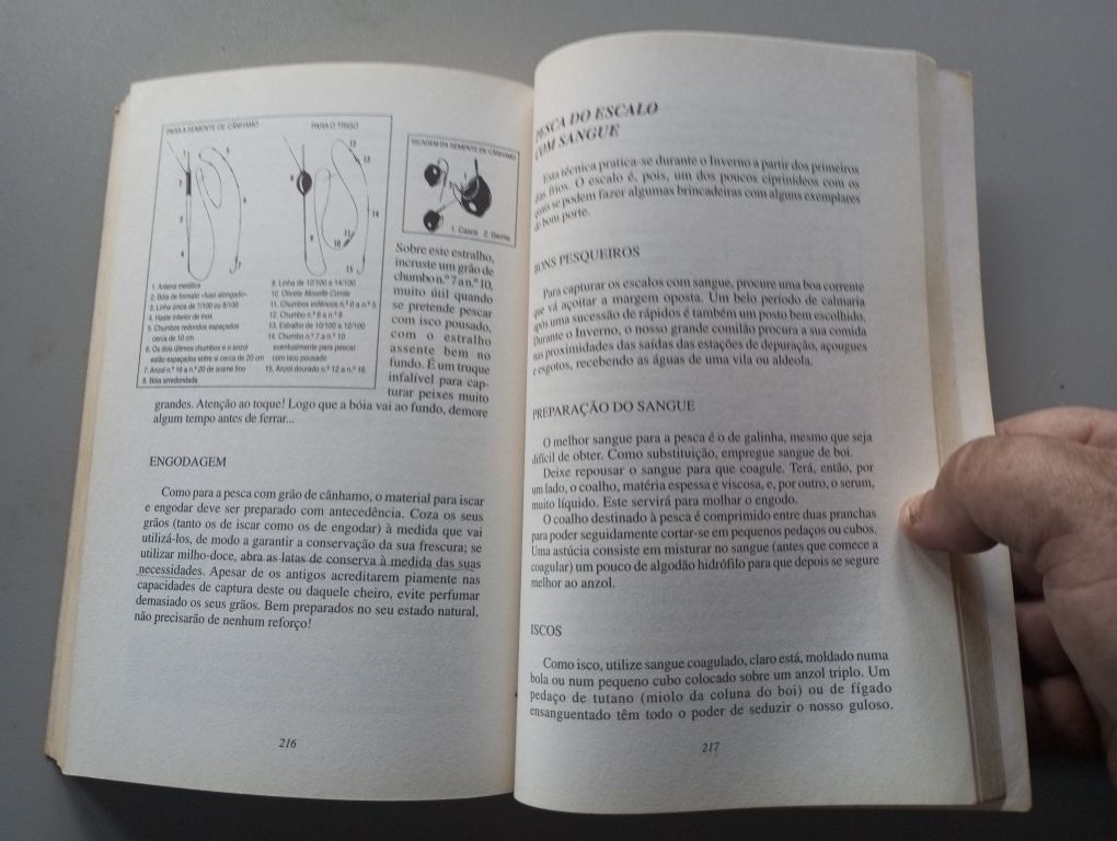 Vendo livro 3 livros de pesca