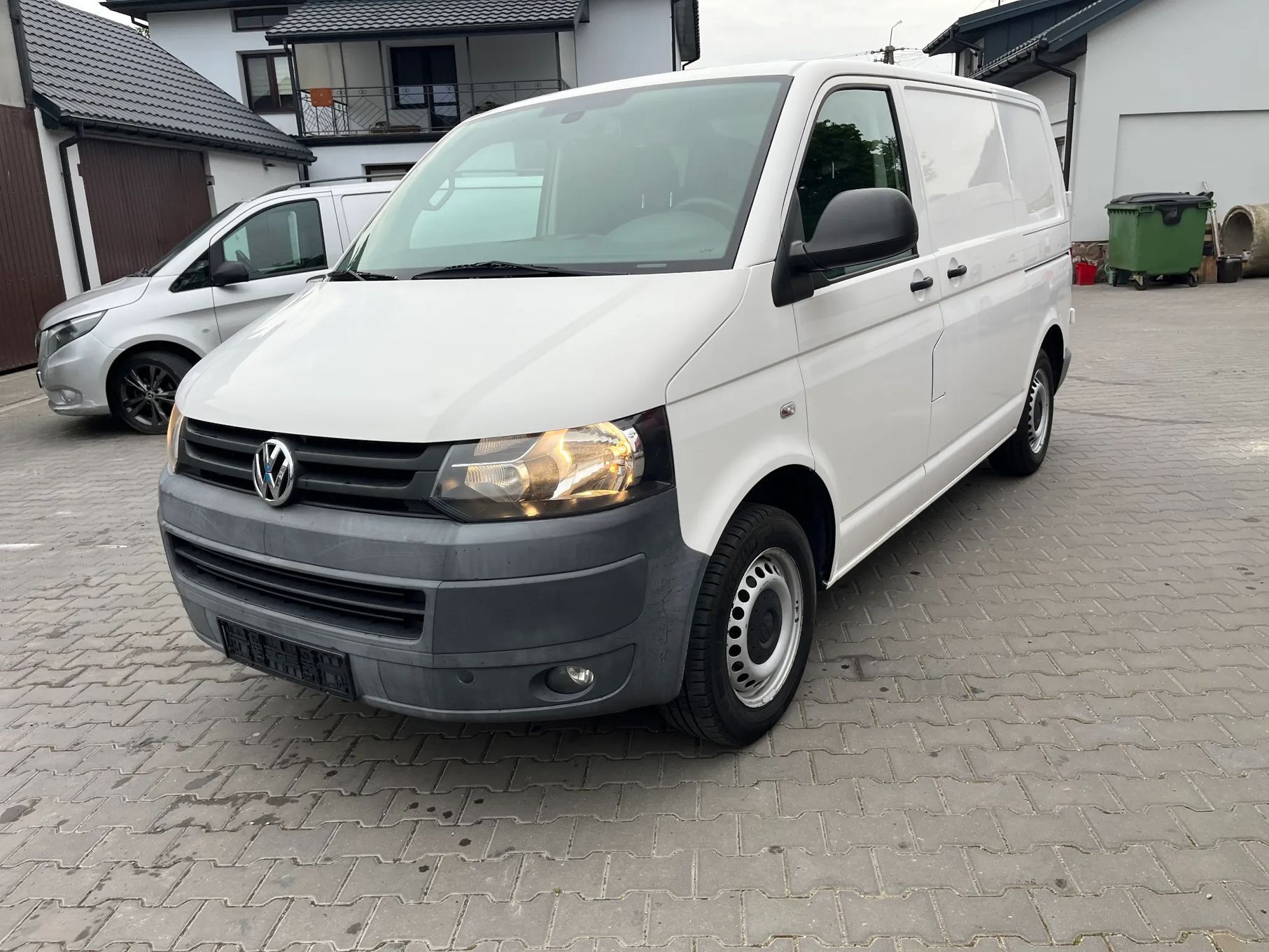 Volkswagen Transporter  Volkswagen T5 Transporter  Lift 140KM 6 manual Faktura Vat23%